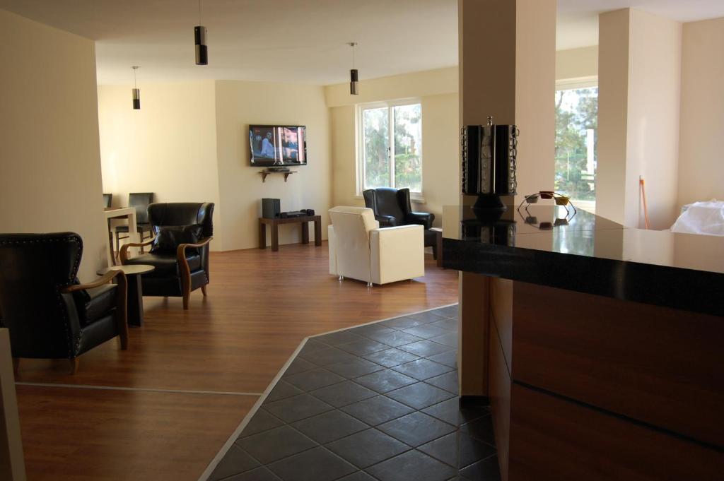 Mersin Green Tower Suites Mezitli Exterior foto